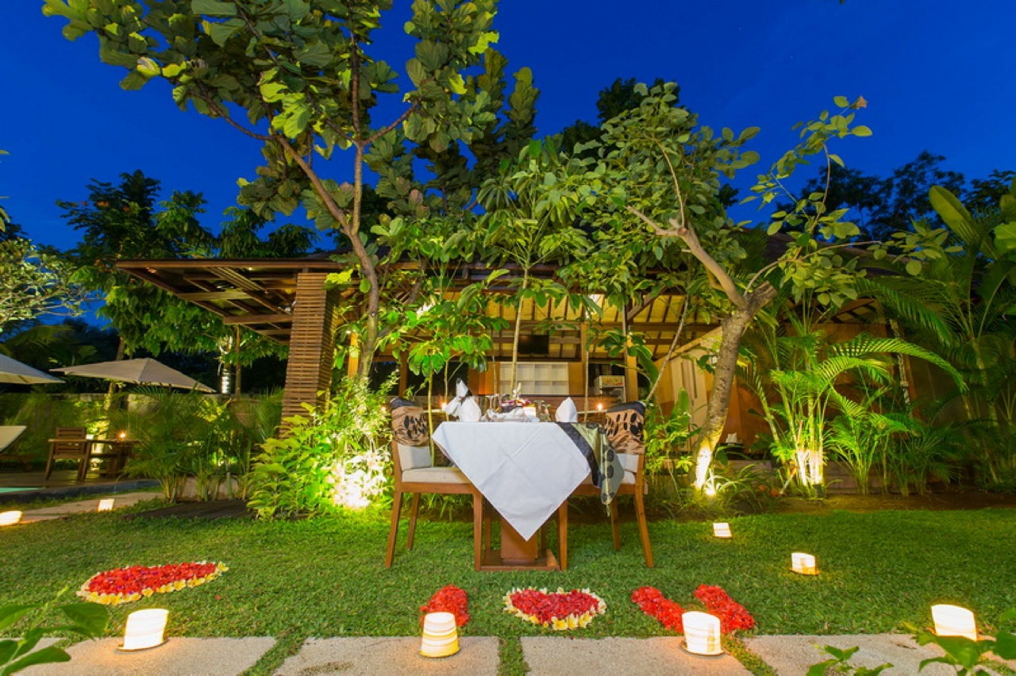 Villa The Astari And *