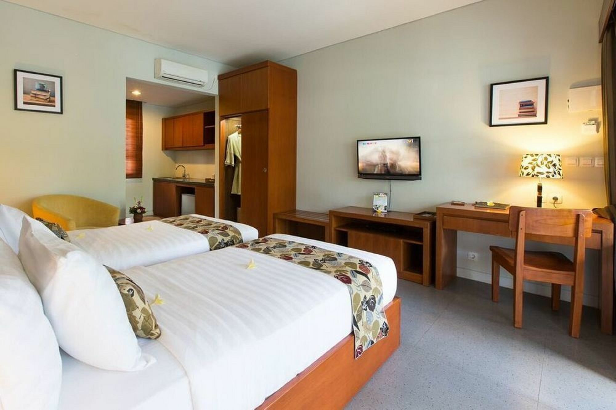 Villa The Astari And